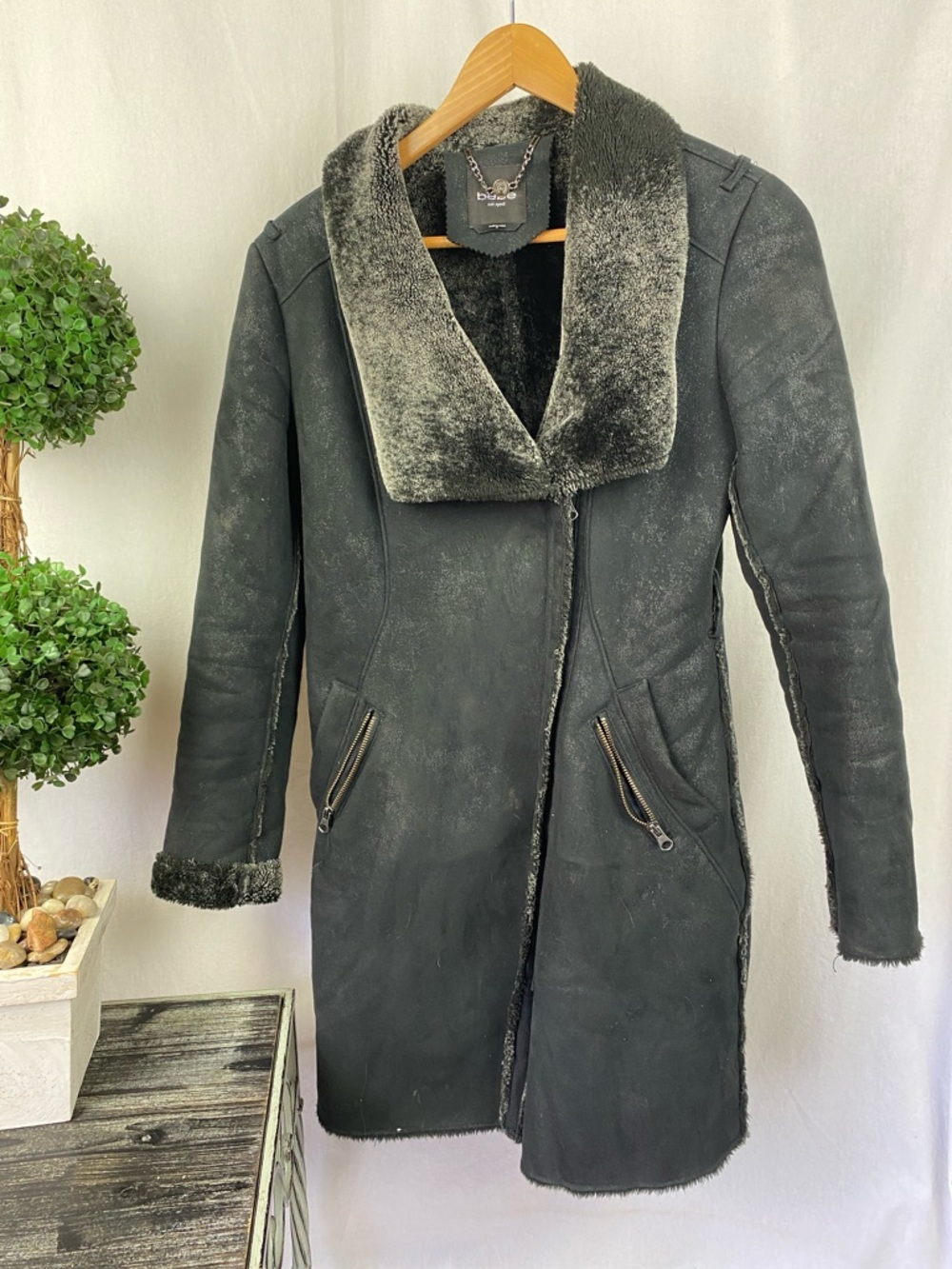 Bebe Black & Gray Shearling Long Sleeve Button Up Coat S - Picture 2 of 6